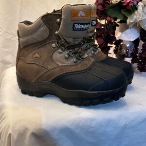 Women's Ozark Trail Fuzzy Insulated Leather Lace-Up Snow Boots